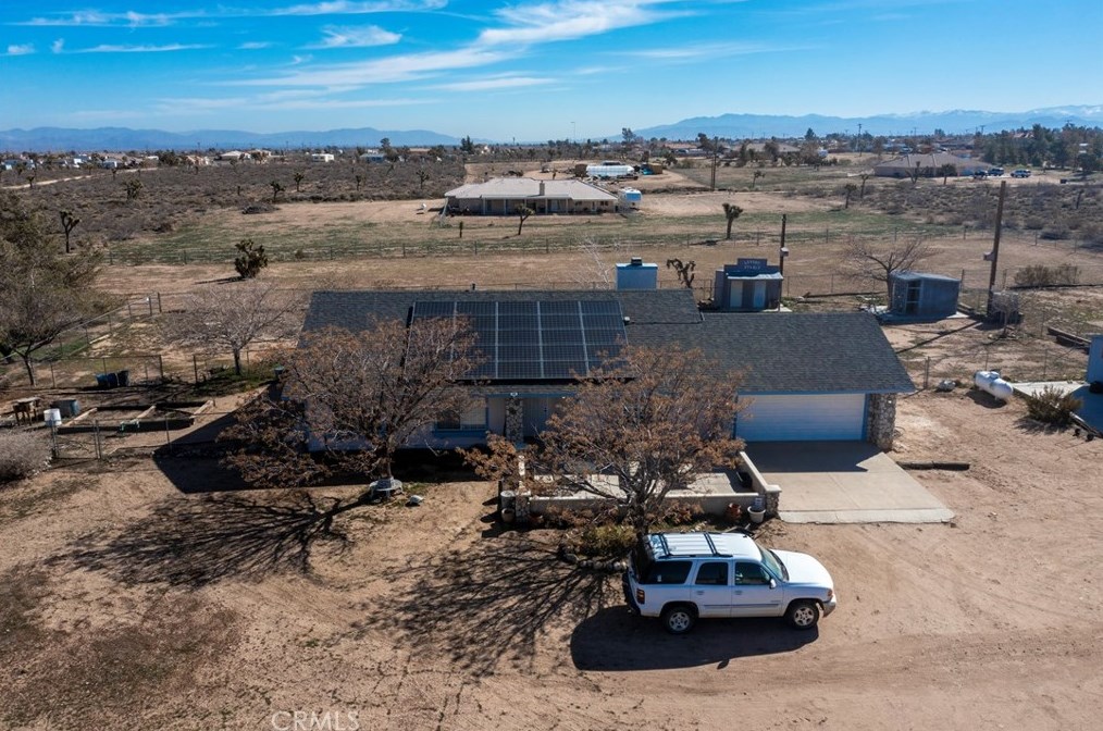 11433 Buttemere Rd, Phelan CA  92371-4245 exterior