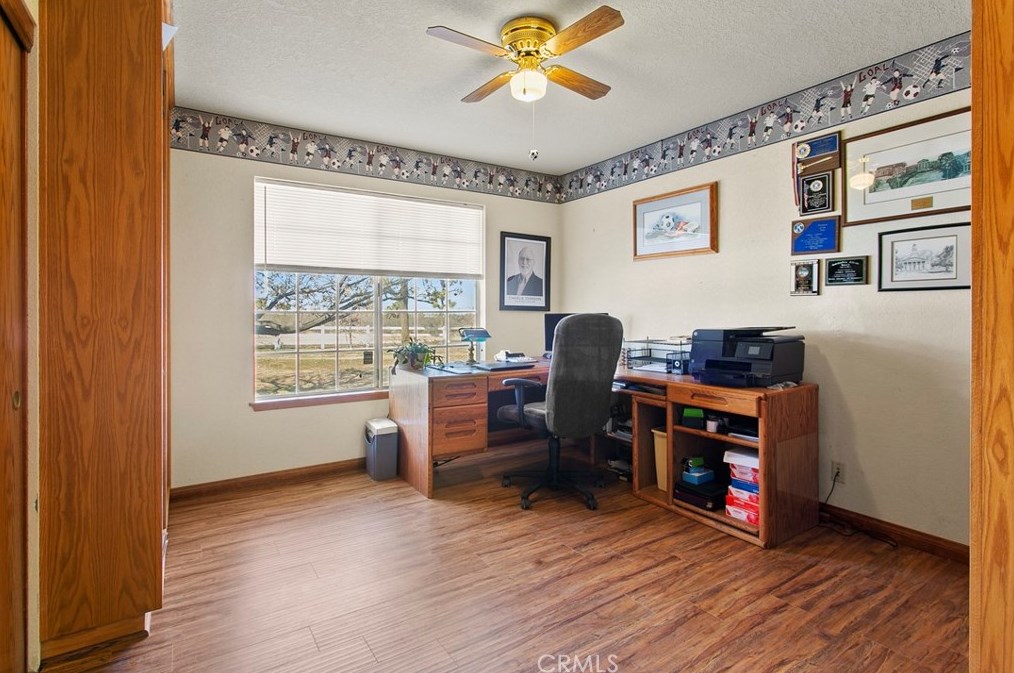 11433 Buttemere Rd, Phelan CA  92371-4245 exterior