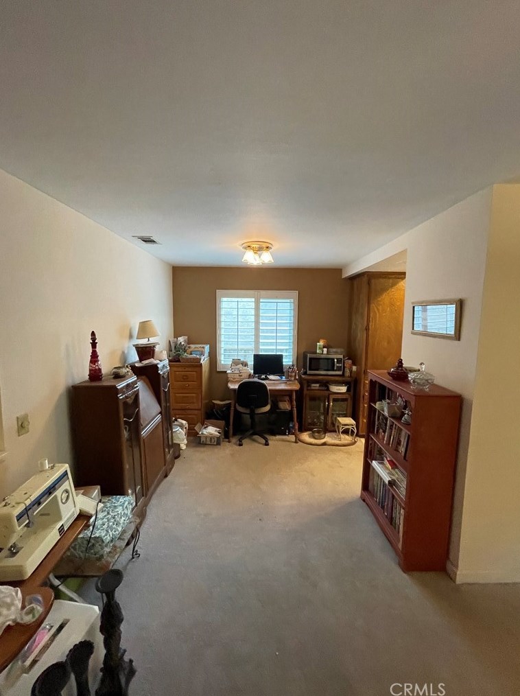 2119 El Rancho Cir, Hemet CA  92545-1670 exterior