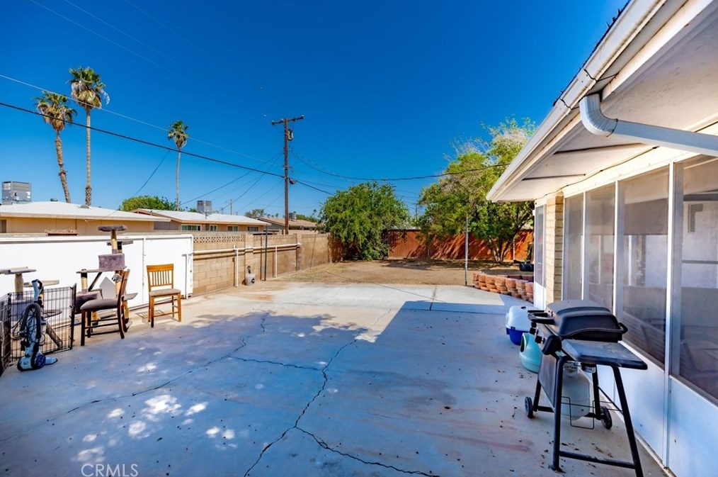 393 10th St, Blythe CA  92225-1832 exterior