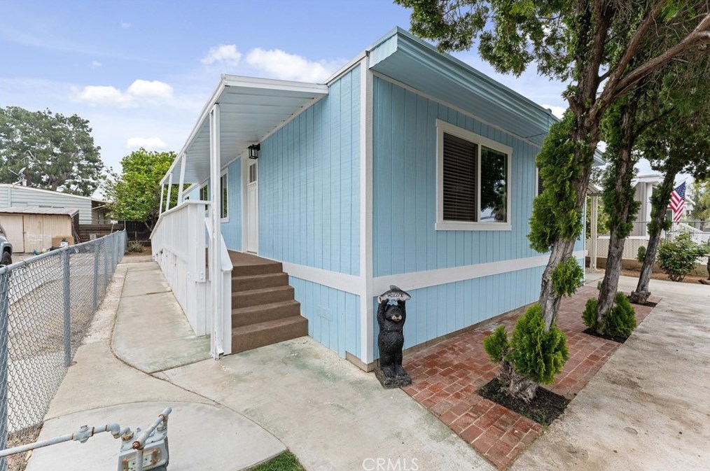 14827 Brentstone St, Moreno Valley CA  92553-3905 exterior