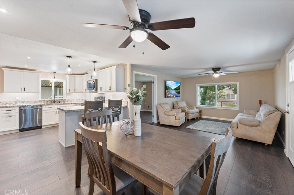 14827 Brentstone St, Moreno Valley CA  92553-3905 exterior