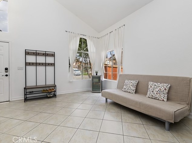 1801 Carolann St, Pomona CA  91766-5576 exterior