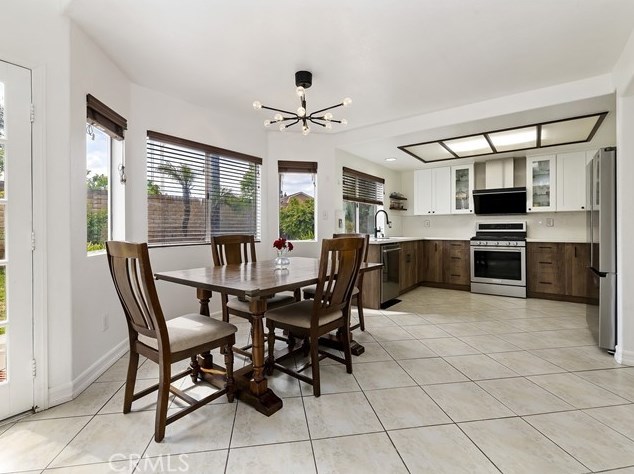 1801 Carolann St, Pomona CA  91766-5576 exterior