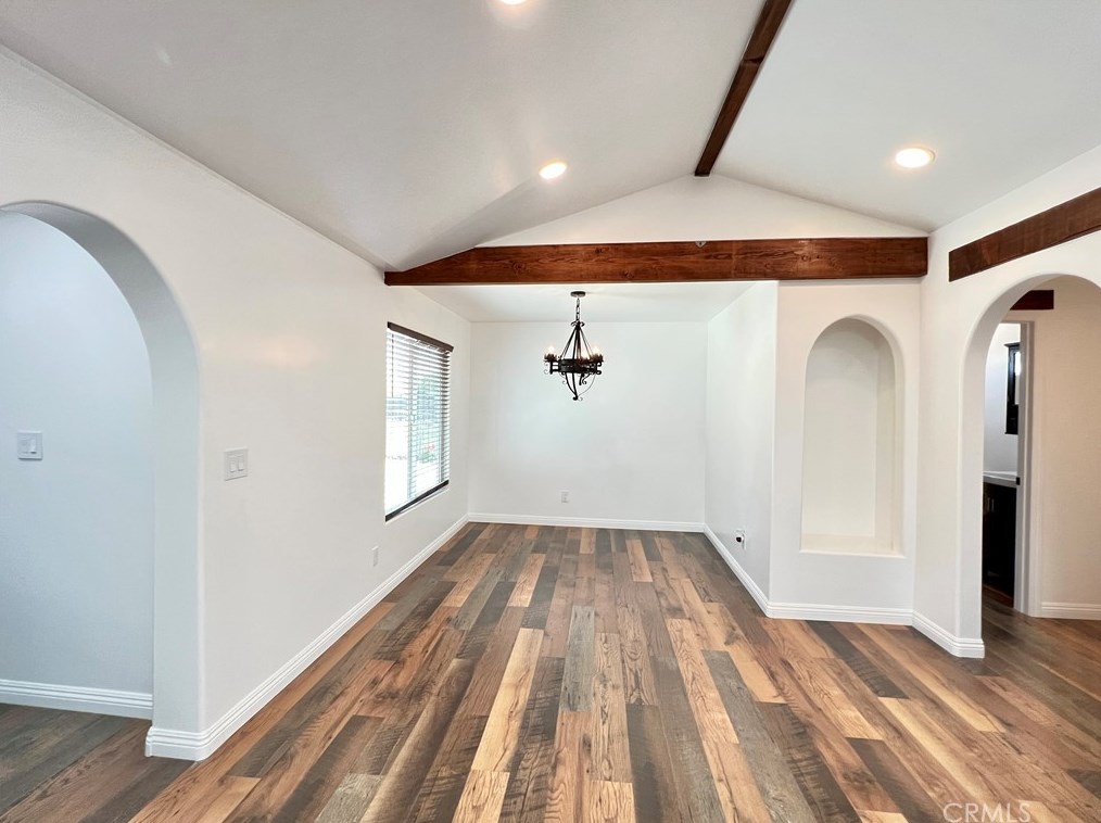 1521 Nicolet St, Banning CA  92220-5772 exterior