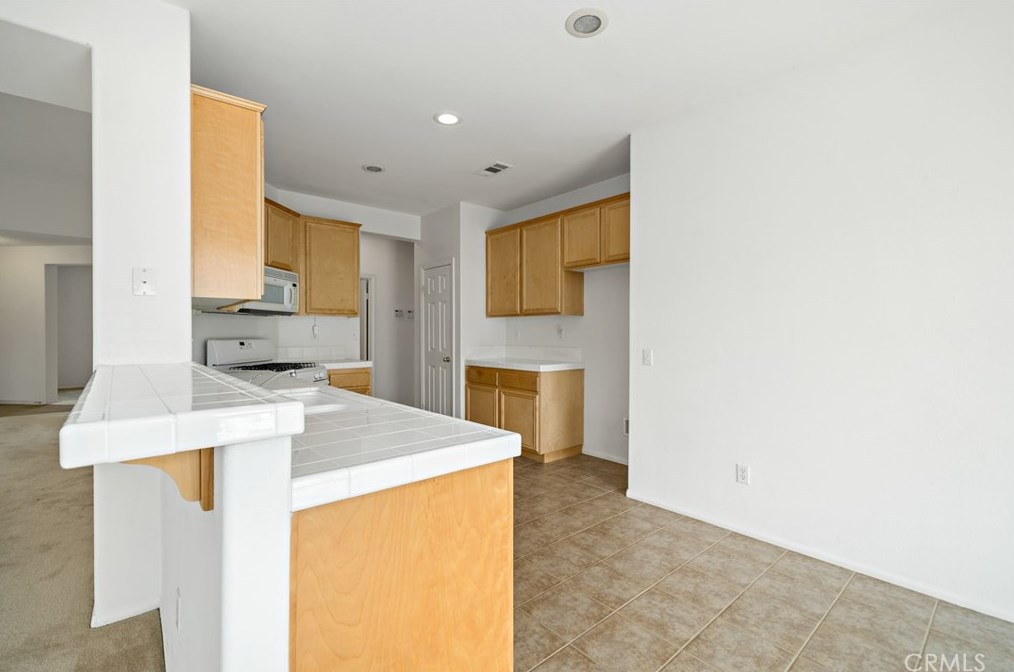 15334 Via Rio, Moreno Valley CA  92555-4104 exterior