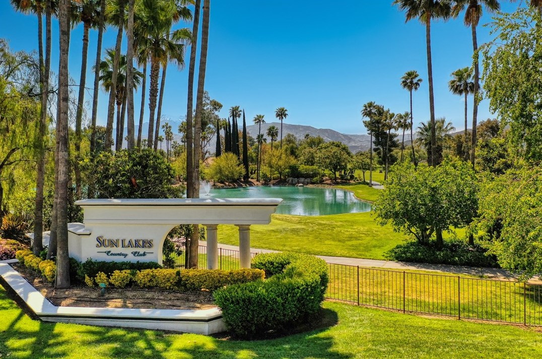 5499 Breckenridge Ave, Banning CA  92220-7157 exterior