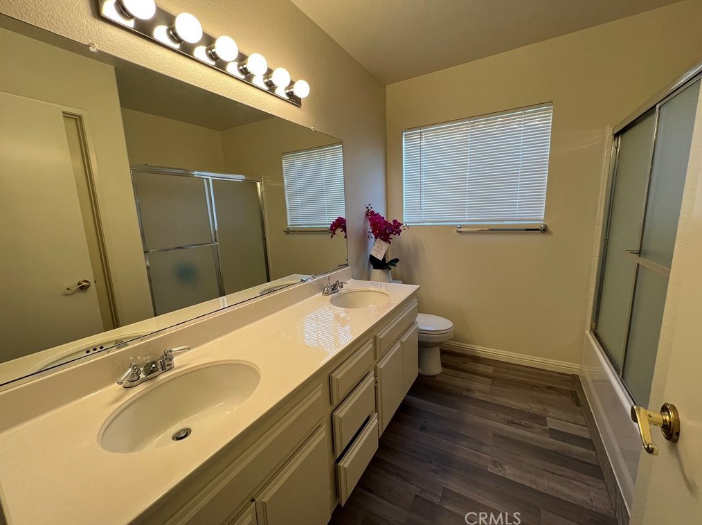 1290 Green Island St, Banning CA  92220-5495 exterior
