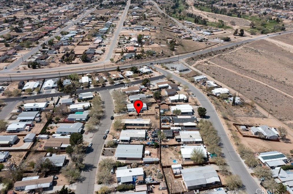 19010 Hinton St, Hesperia CA  92345-6742 exterior