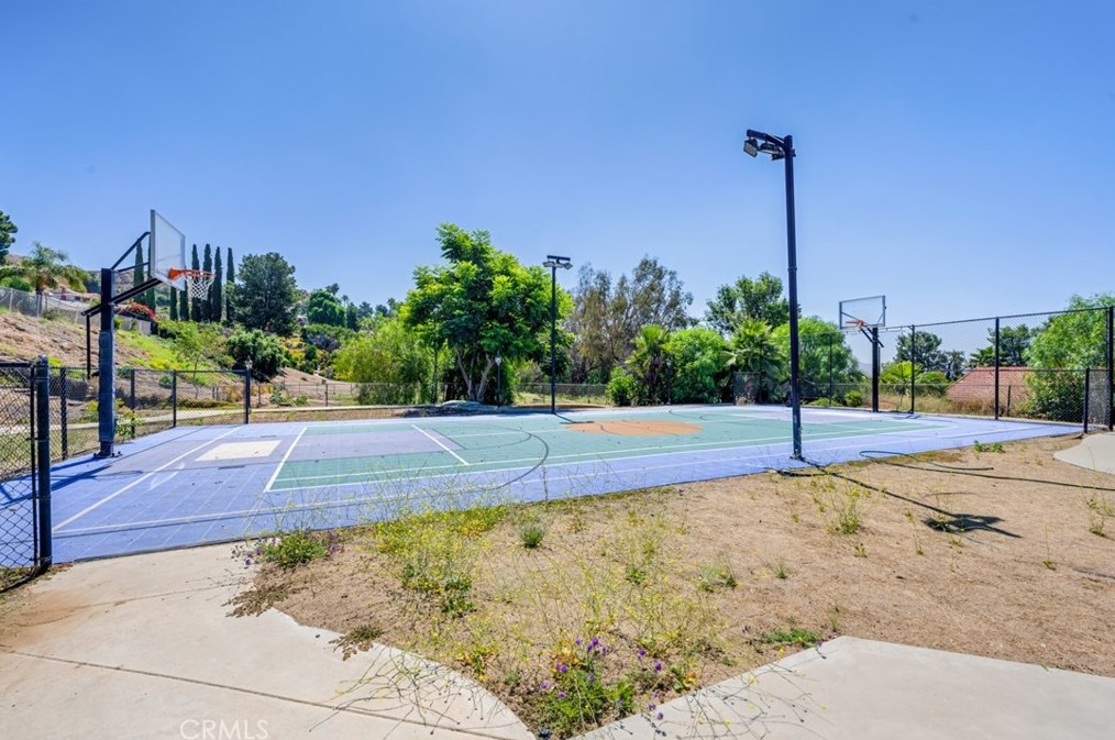 26203 Kalmia Ave, Moreno Valley CA 92557-5757 exterior