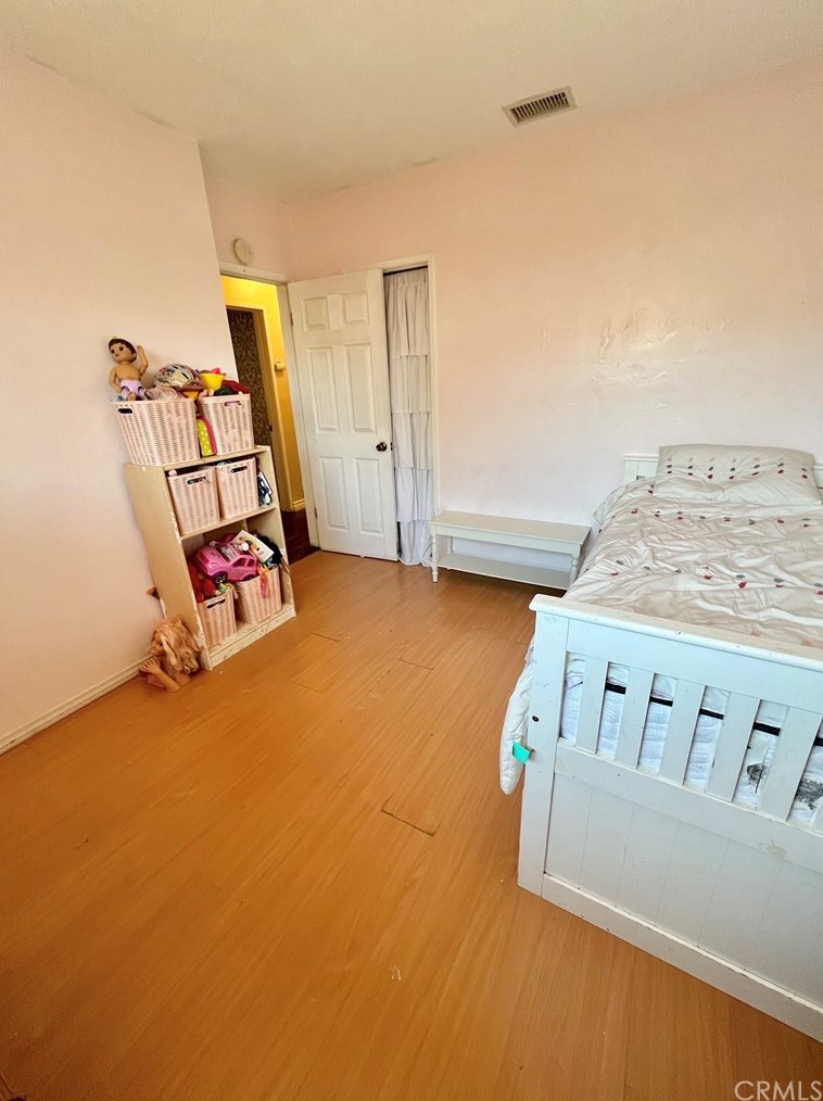 11921 Hubbard St, Moreno Valley CA 92557-6422 exterior