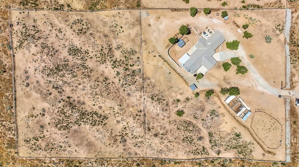 5165 Cygnet Rd, Phelan CA  92371-8573 exterior