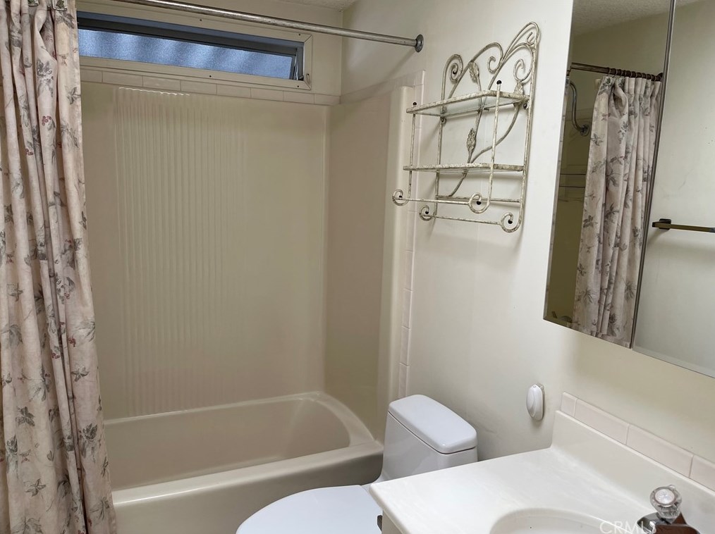 28963 Camino Alba, Murrieta CA  92563-5647 exterior