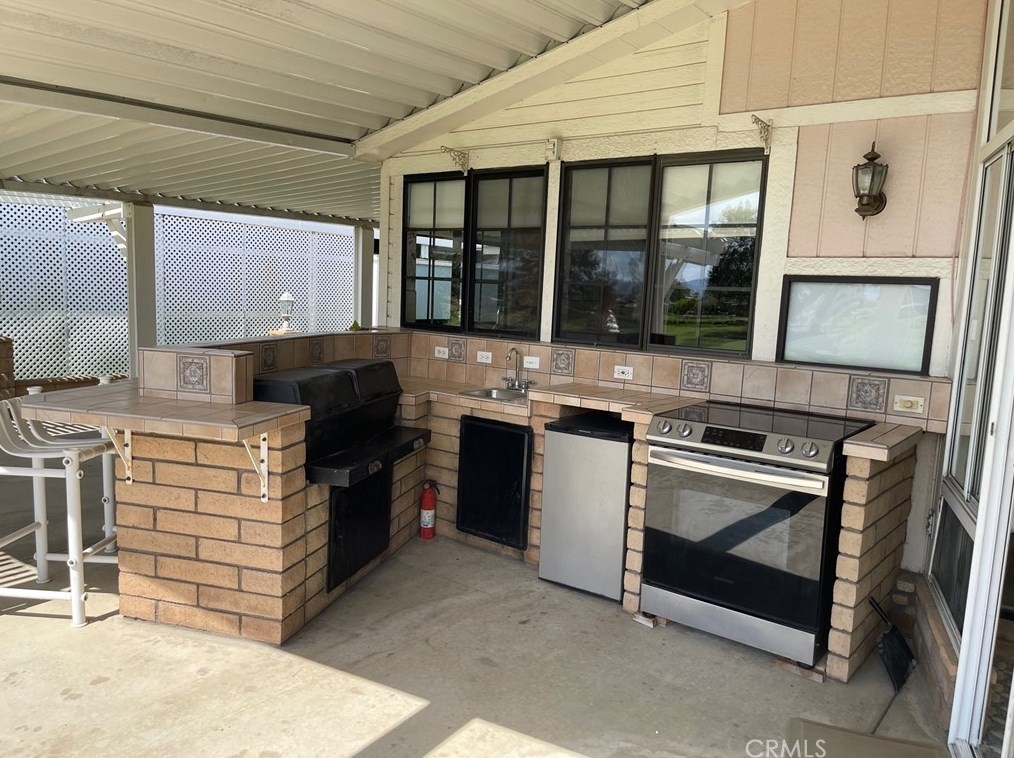 28963 Camino Alba, Murrieta CA  92563-5647 exterior