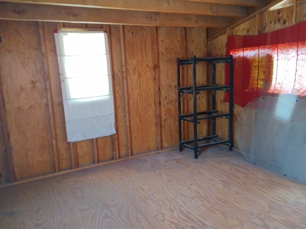 32826 Lakeview Ave, Newberry Springs CA  92365-9781 exterior