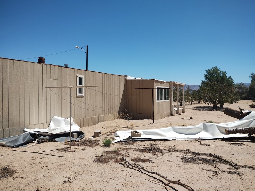 32826 Lakeview Ave, Newberry Springs CA  92365-9781 exterior