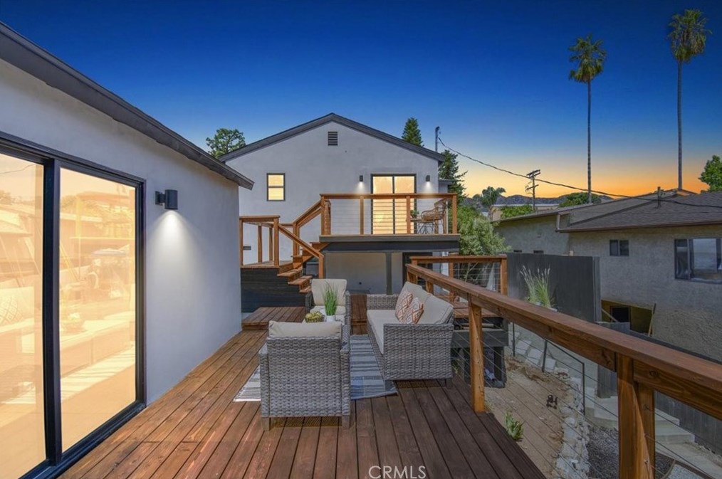 1554 Waldran Ave, Los Angeles CA  90041-2215 exterior