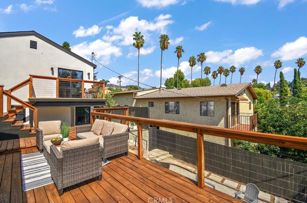 1554 Waldran Ave, Los Angeles CA  90041-2215 exterior