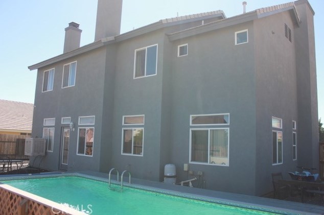 14180 Nantucket St, Hesperia CA  92344-8284 exterior