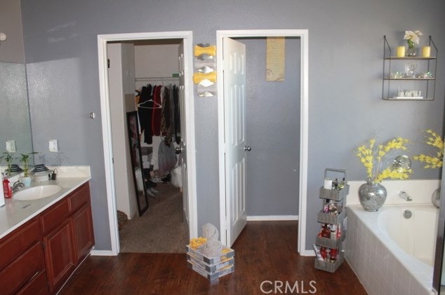 14180 Nantucket St, Hesperia CA  92344-8284 exterior