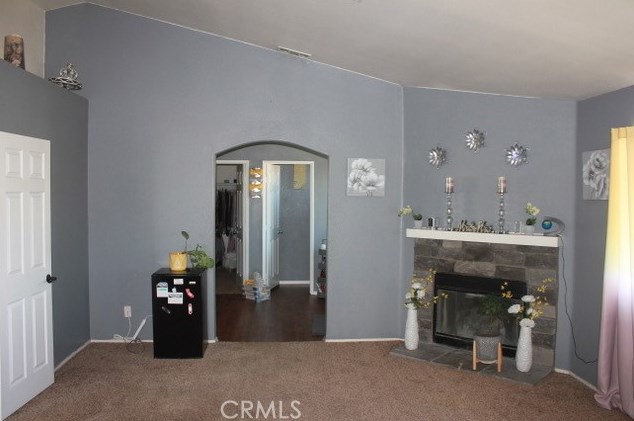 14180 Nantucket St, Hesperia CA  92344-8284 exterior