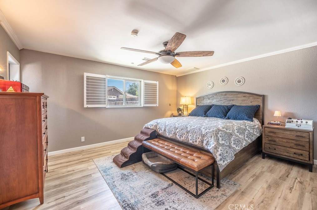 14215 Crow Rd, Apple Valley CA  92307-5508 exterior