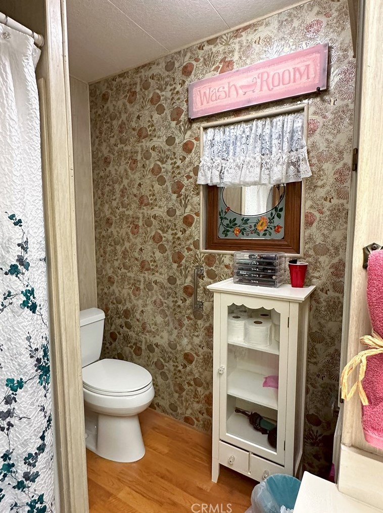 1099 San Marcos Dr, Hemet CA  92543-6987 exterior