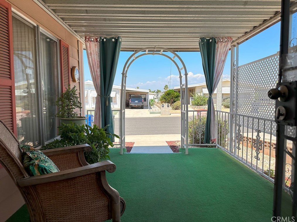 1099 San Marcos Dr, Hemet CA  92543-6987 exterior