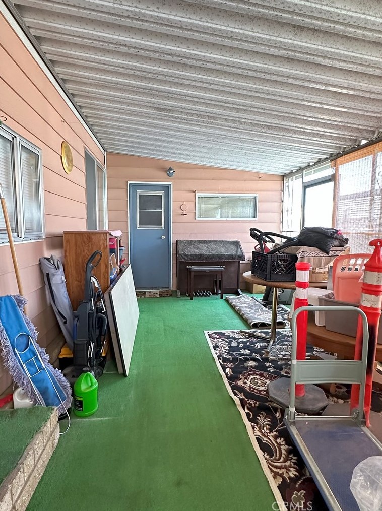 1099 San Marcos Dr, Hemet CA  92543-6987 exterior