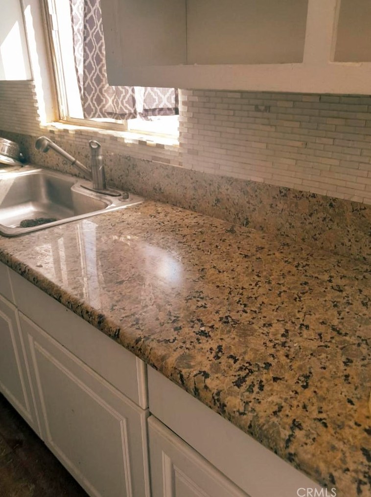 31345 Baker Rd, Lucerne Valley CA  92356-9577 exterior