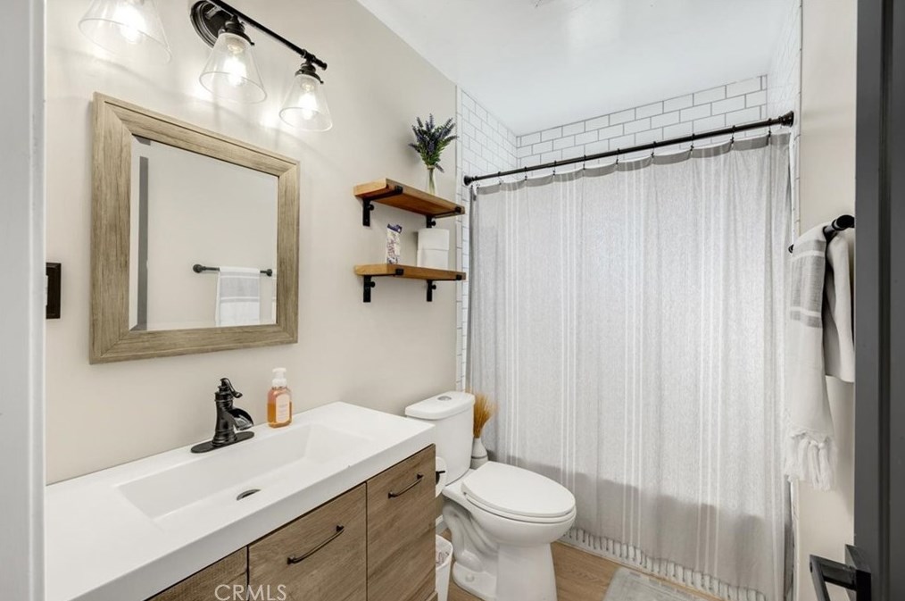 170 Myrtlewood Dr, Calimesa CA  92320-1708 exterior