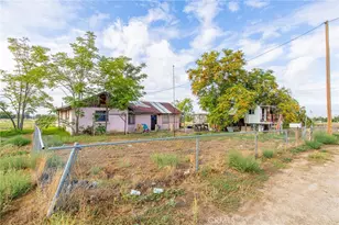 23489 Mapes Rd, Romoland, CA 92585 - Photo 5