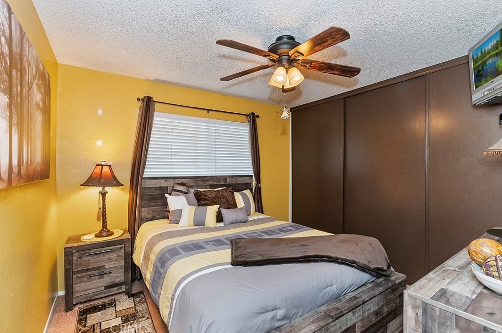 24376 Via Del Sol St, Moreno Valley CA  92553-3348 exterior