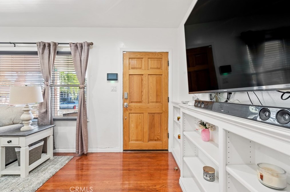 14733 Brink Ave, Norwalk CA  90650-5807 exterior