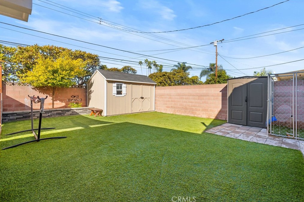14733 Brink Ave, Norwalk CA  90650-5807 exterior