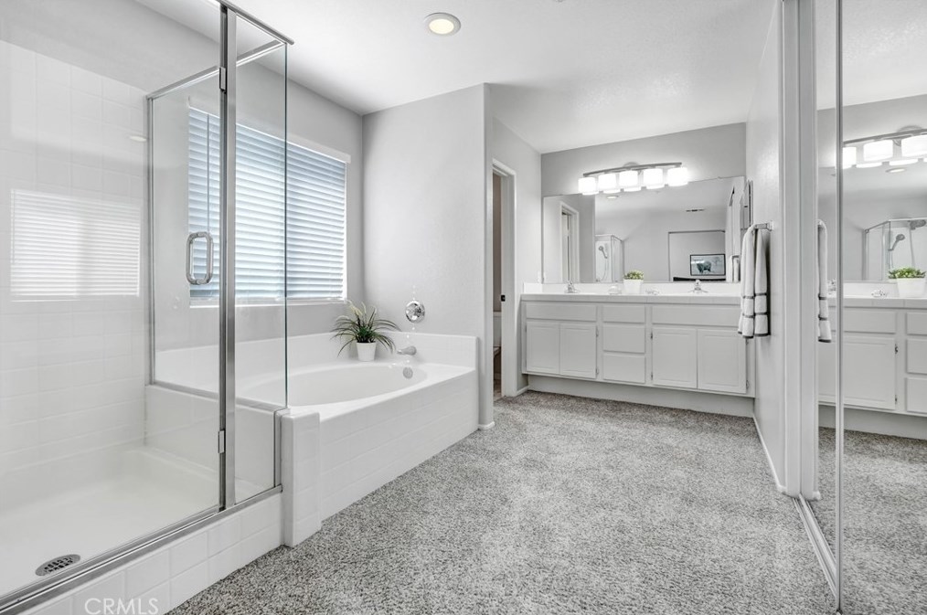 14361 Quail Ct, Fontana CA  92336-3625 exterior