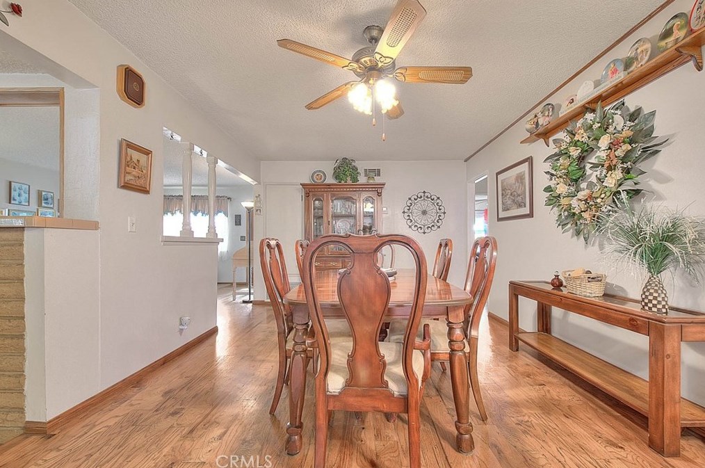 17410 Orchid Dr, Fontana CA  92335-4932 exterior