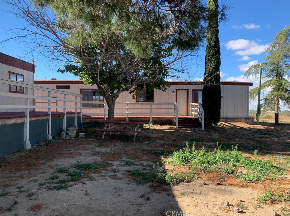 5401 Greasewood Ln, Phelan CA  exterior