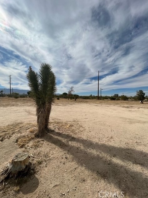 4949 Duncan Rd, Phelan CA  92371 exterior
