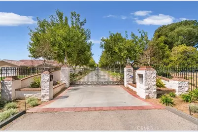 15980 Summit Crest Drive, Riverside, CA 92506 - Photo 1