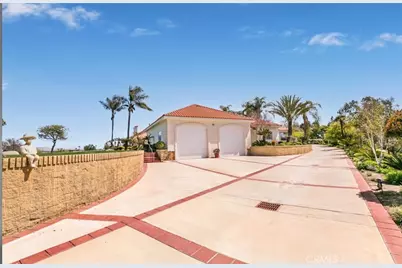 15980 Summit Crest Drive, Riverside, CA 92506 - Photo 13