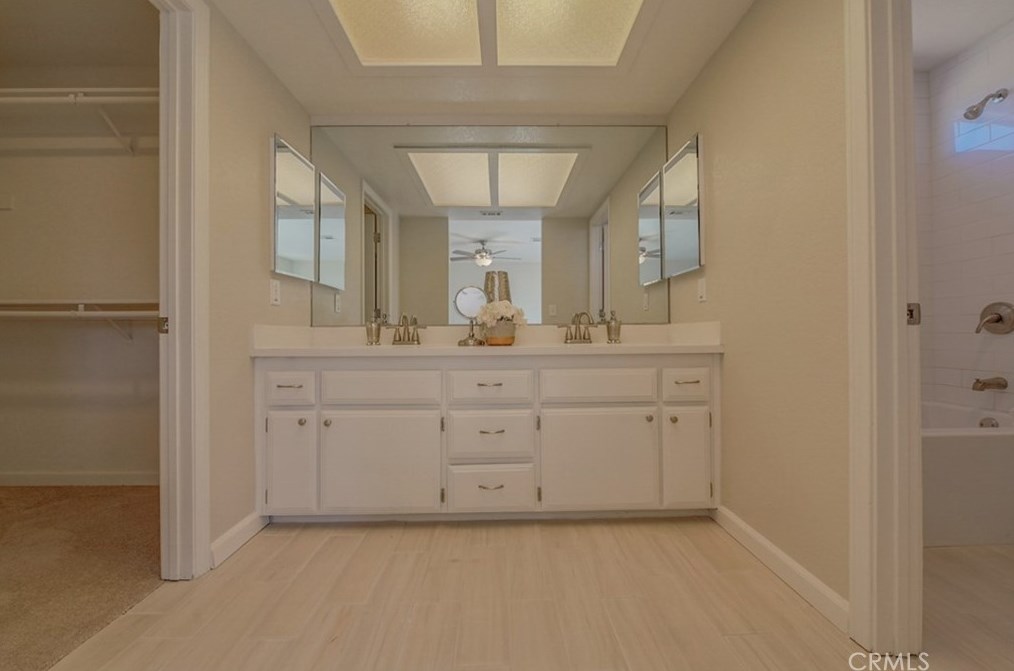 14045 Cronese Rd, Apple Valley CA  92307-5610 exterior