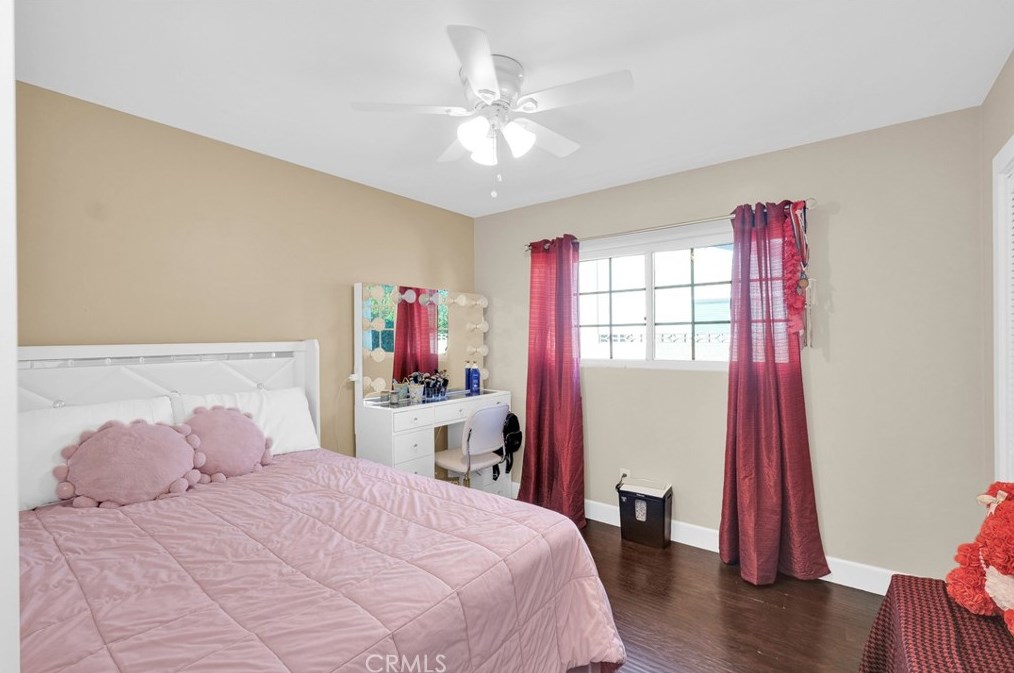 9159 Blanchard Ave, Fontana CA  92335-4806 exterior