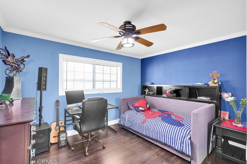 9159 Blanchard Ave, Fontana CA  92335-4806 exterior