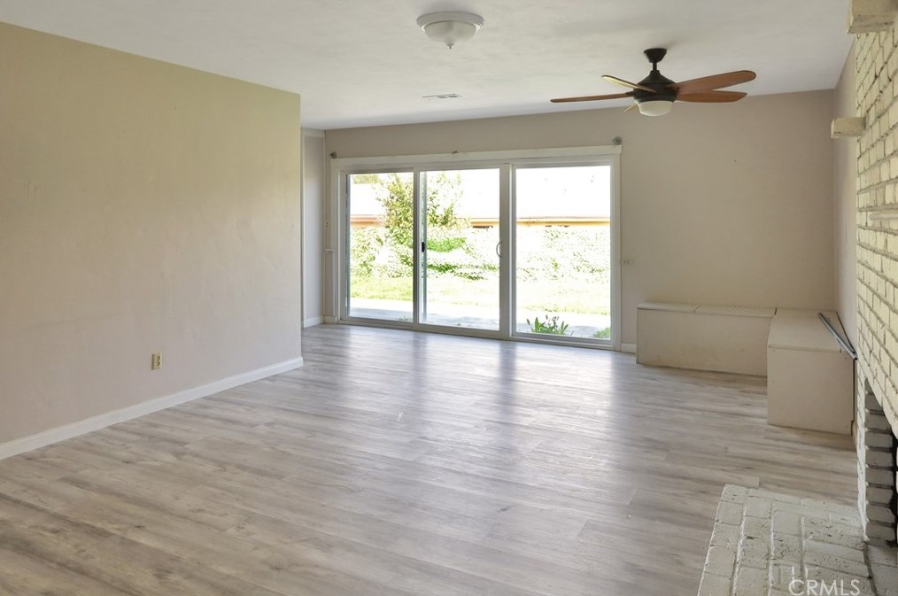6411 Tournament Dr, Riverside CA  92509-5762 exterior