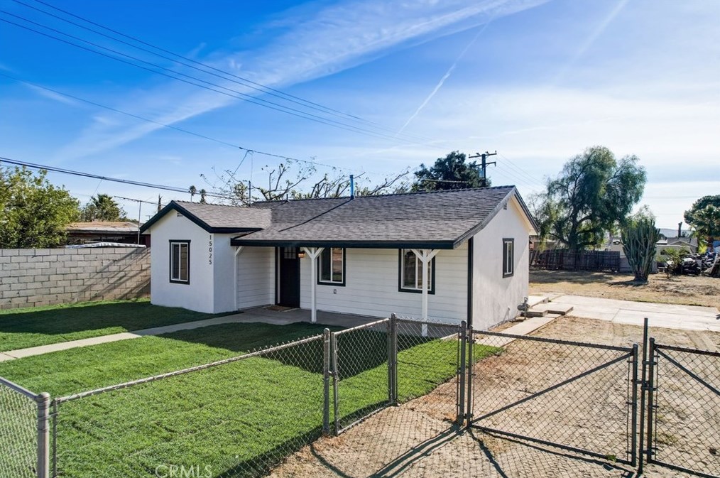 15025 Orchid St, Fontana CA  92335-4225 exterior