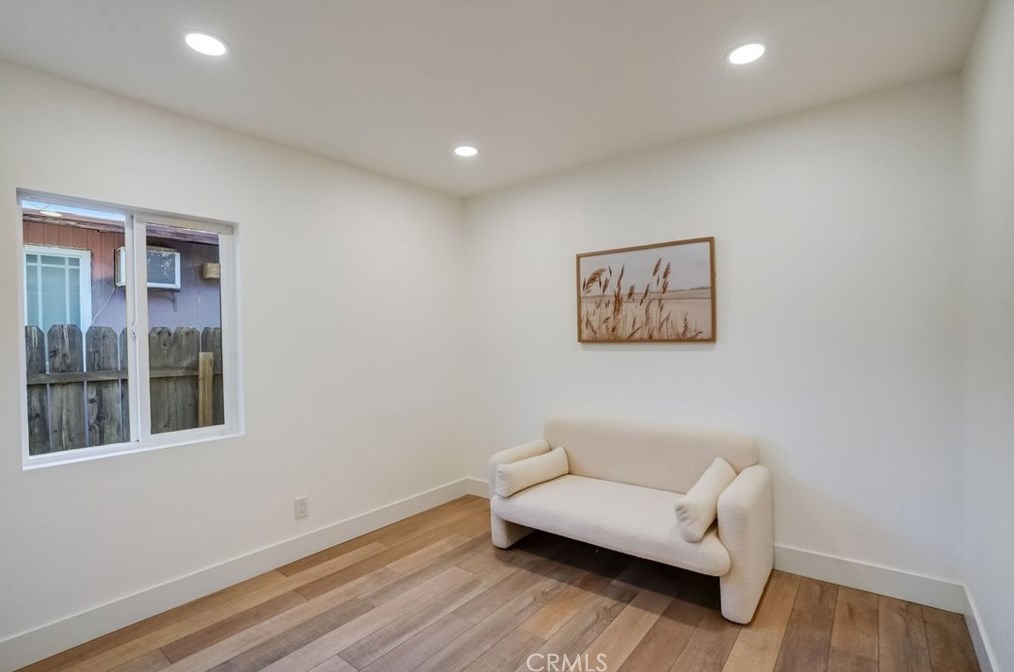 15025 Orchid St, Fontana CA  92335-4225 exterior
