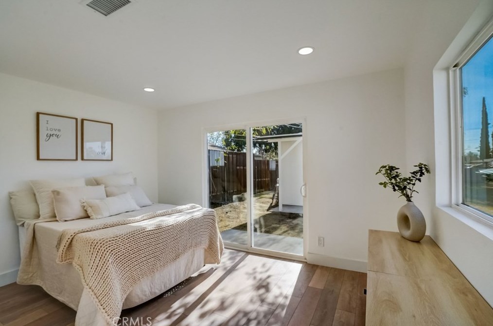 15025 Orchid St, Fontana CA  92335-4225 exterior