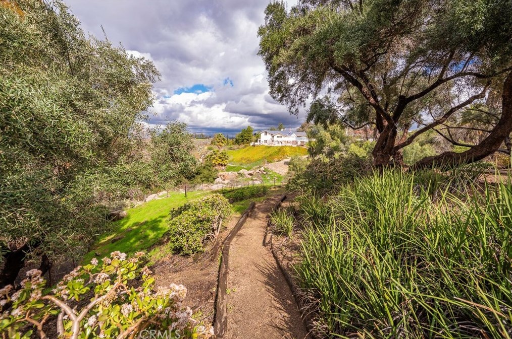 17060 Ranchero Rd, Riverside CA  92504-5920 exterior