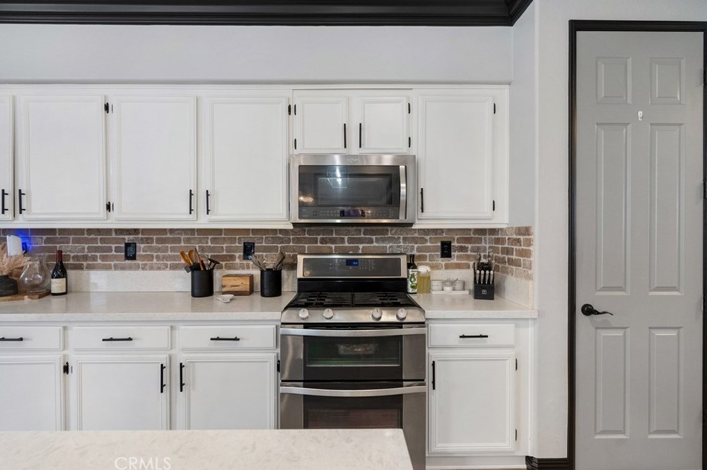 27712 Windward Ct, Moreno Valley CA  92555-5762 exterior